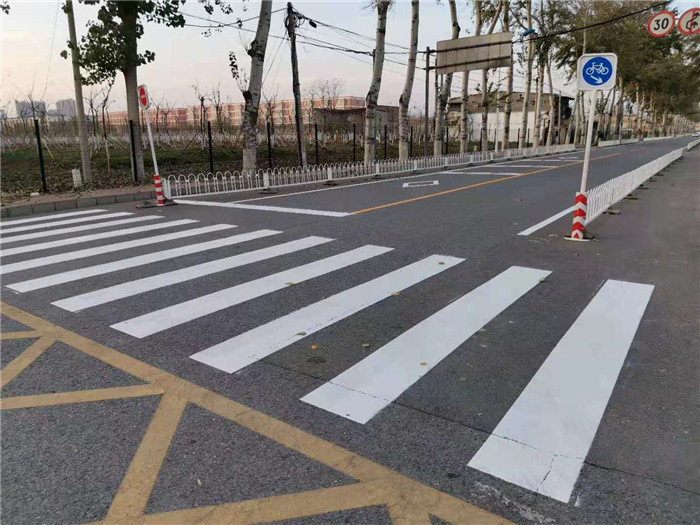 道路標線施工